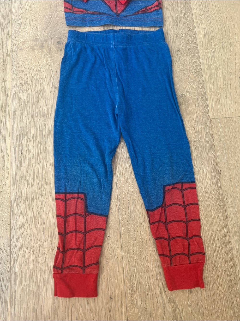 🕷️ 🦸🏻 Size 5 ~ Marvel Spider-Man Pajama Set - Picture 15 of 16